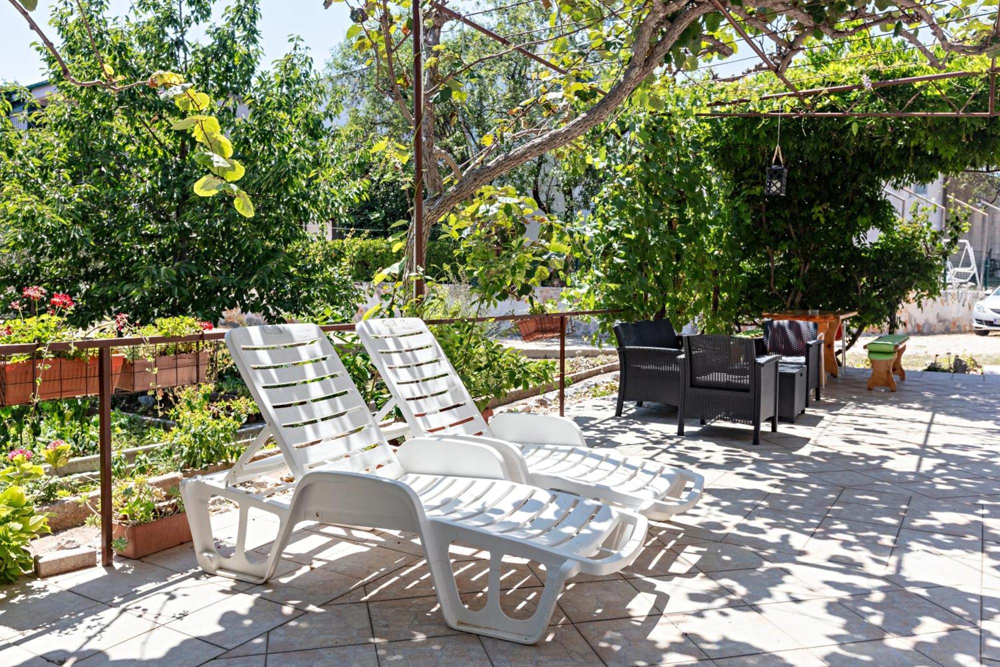 Apartments With A Parking Space Pirovac, Sibenik - 13263 외부 사진