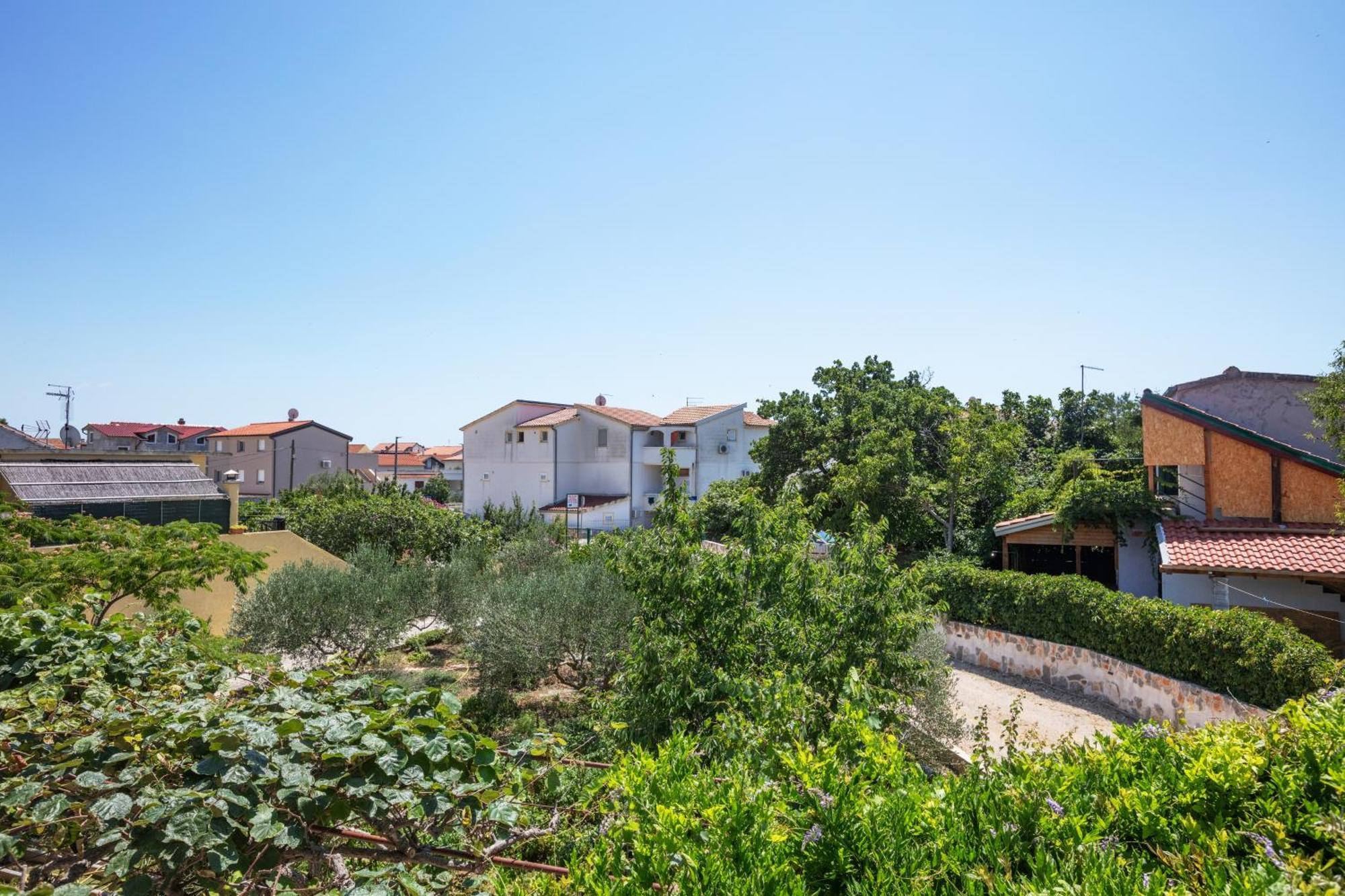 Apartments With A Parking Space Pirovac, Sibenik - 13263 외부 사진